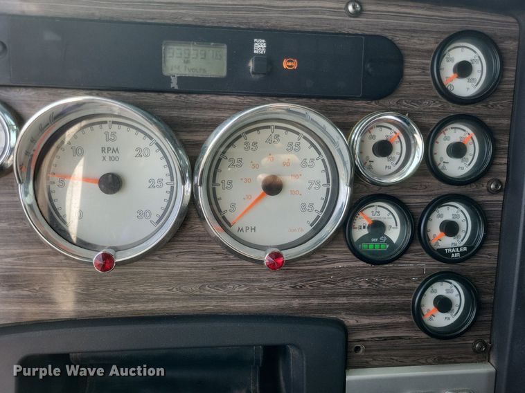 image for item DR4795 2013 Freightliner  Coronado SD dump truck