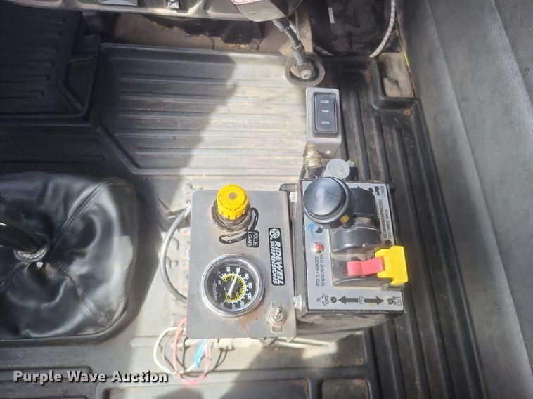 image for item DR4795 2013 Freightliner  Coronado SD dump truck