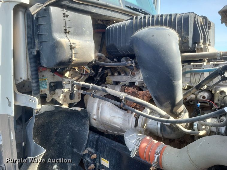 image for item DR4795 2013 Freightliner  Coronado SD dump truck