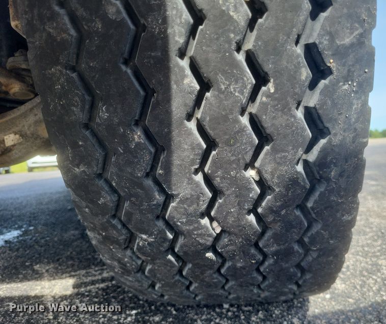 image for item DR4795 2013 Freightliner  Coronado SD dump truck