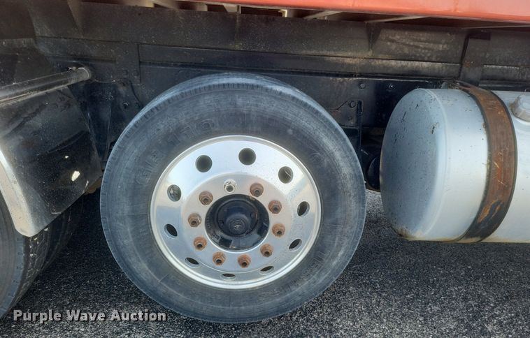 image for item DR4795 2013 Freightliner  Coronado SD dump truck