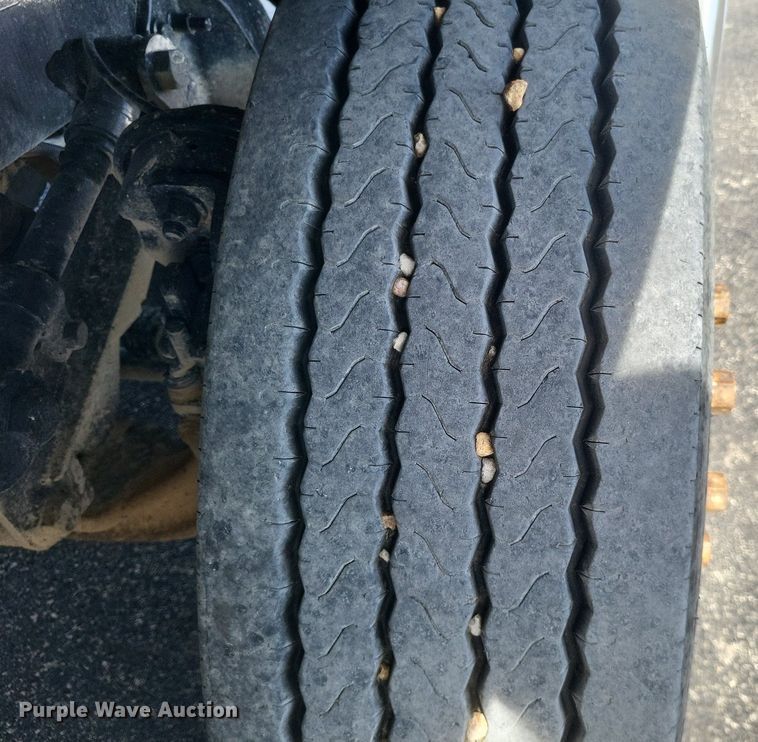 image for item DR4795 2013 Freightliner  Coronado SD dump truck