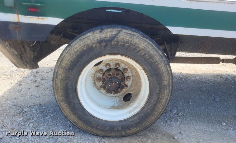 image for item DR4802 1992 International  4900 winch truck