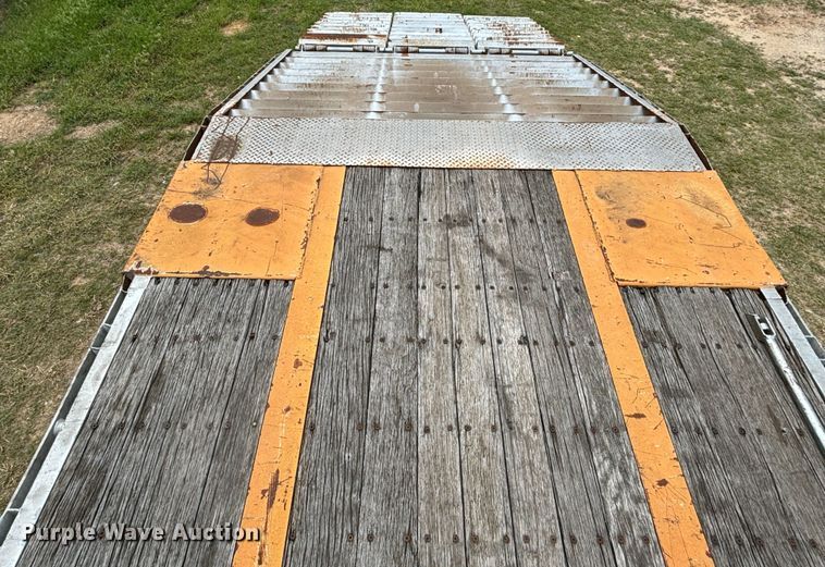 image for item DS2490 1999 Wabash  drop deck trailer