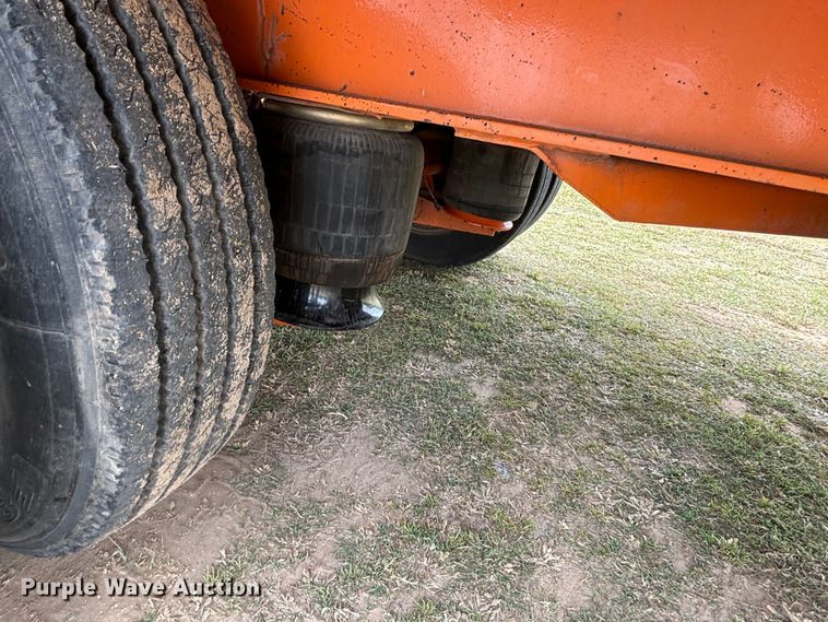 image for item DS2490 1999 Wabash  drop deck trailer