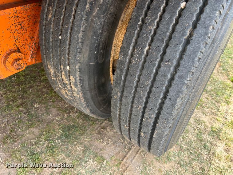 image for item DS2490 1999 Wabash  drop deck trailer