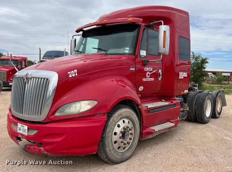 image for item DS3070 2012 International  Prostar semi truck