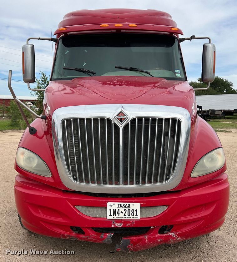 image for item DS3070 2012 International  Prostar semi truck