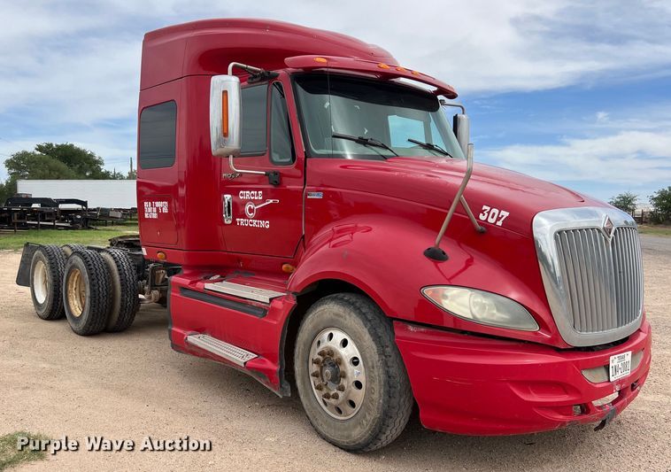 image for item DS3070 2012 International  Prostar semi truck