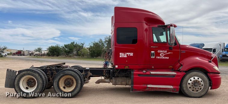 image for item DS3070 2012 International  Prostar semi truck