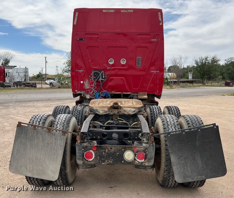 image for item DS3070 2012 International  Prostar semi truck