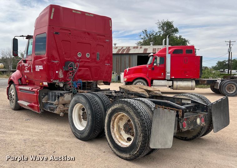 image for item DS3070 2012 International  Prostar semi truck