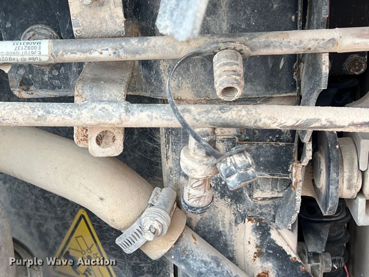 image for item DS3070 2012 International  Prostar semi truck