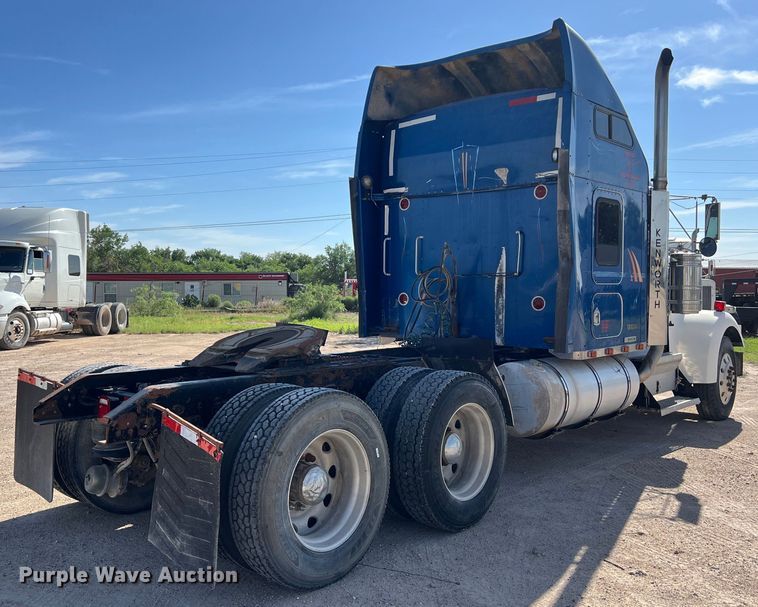 image for item DS3071 1998 Kenworth  W900 semi truck