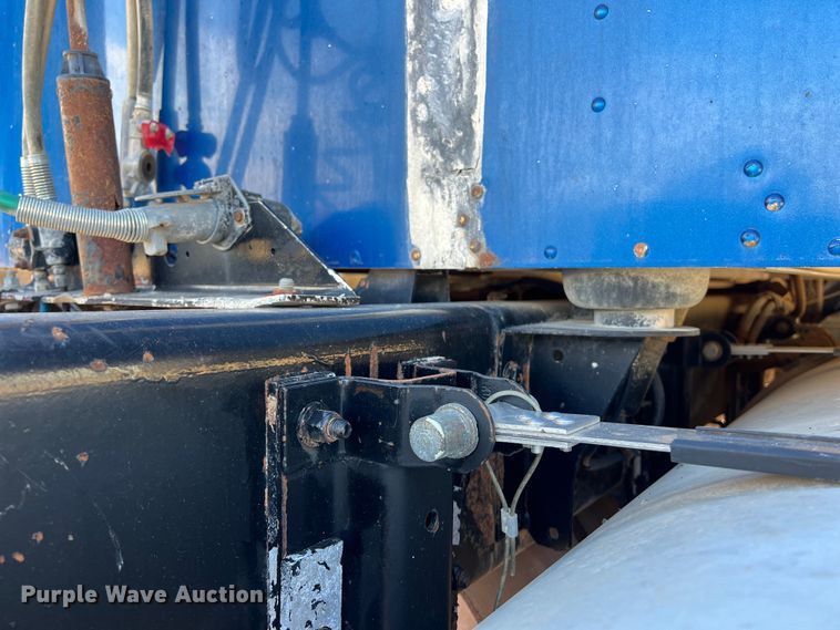 image for item DS3071 1998 Kenworth  W900 semi truck