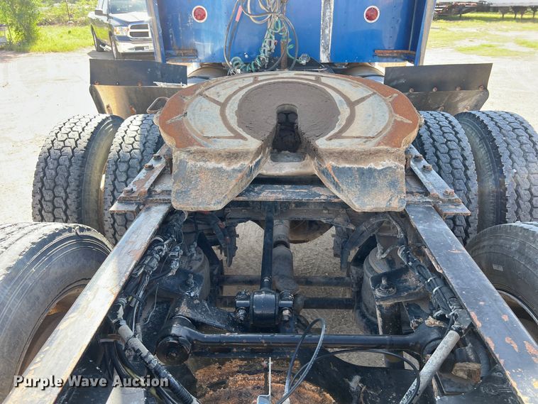 image for item DS3071 1998 Kenworth  W900 semi truck