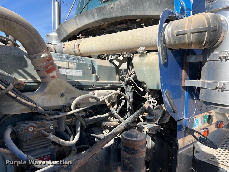 image for item DS3071 1998 Kenworth  W900 semi truck