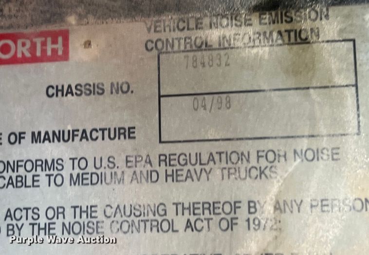 image for item DS3071 1998 Kenworth  W900 semi truck