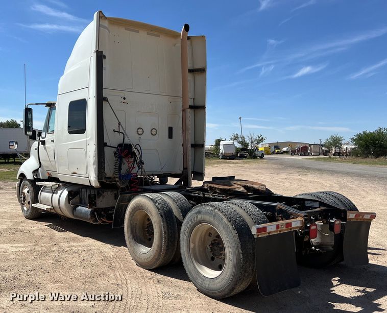 image for item DS3072 2013 International  ProStar Plus semi truck