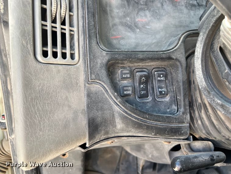 image for item DS3072 2013 International  ProStar Plus semi truck