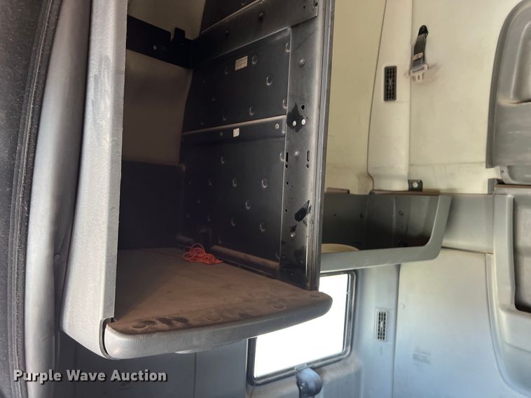 image for item DS3072 2013 International  ProStar Plus semi truck