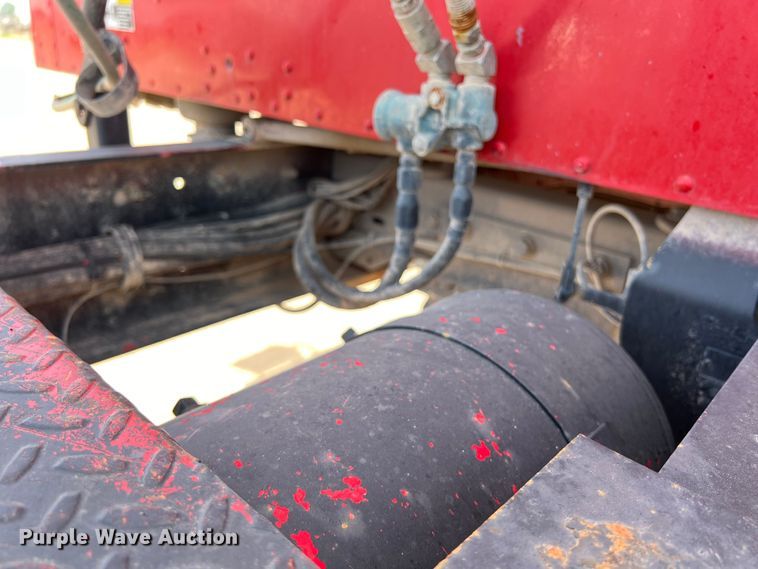 image for item DS3073 2000 Kenworth   T800 semi truck