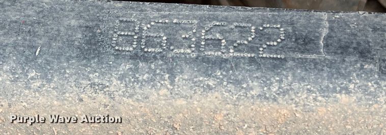 image for item DS3073 2000 Kenworth   T800 semi truck