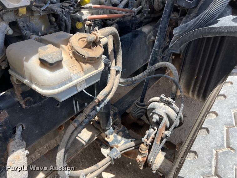 image for item DS3075 2010 Freightliner  Cascadia  semi truck