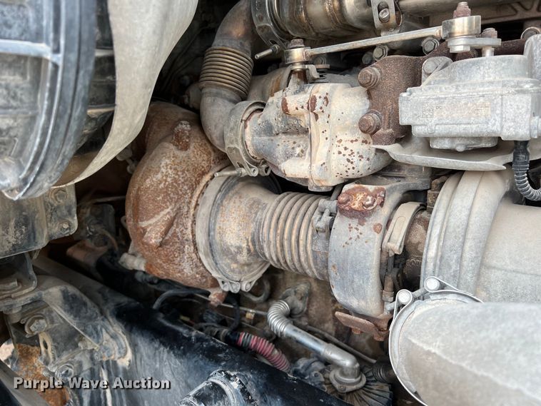 image for item DS3075 2010 Freightliner  Cascadia  semi truck