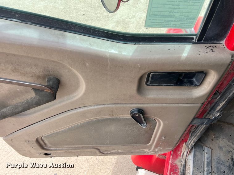 image for item DS3076 2007 International  9400i semi truck