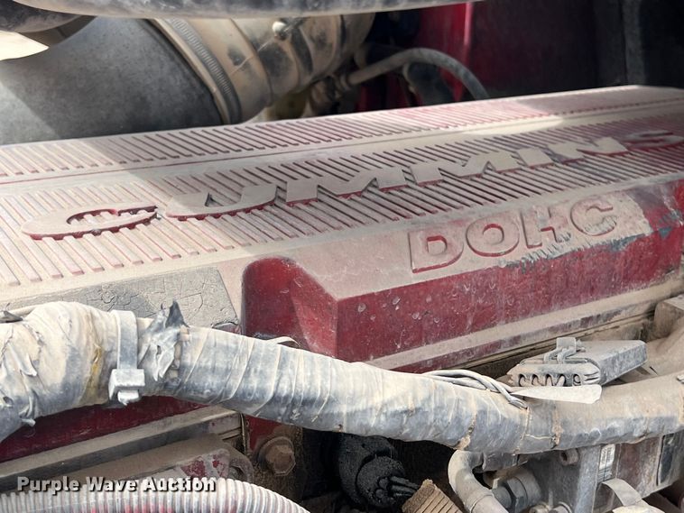 image for item DS3076 2007 International  9400i semi truck