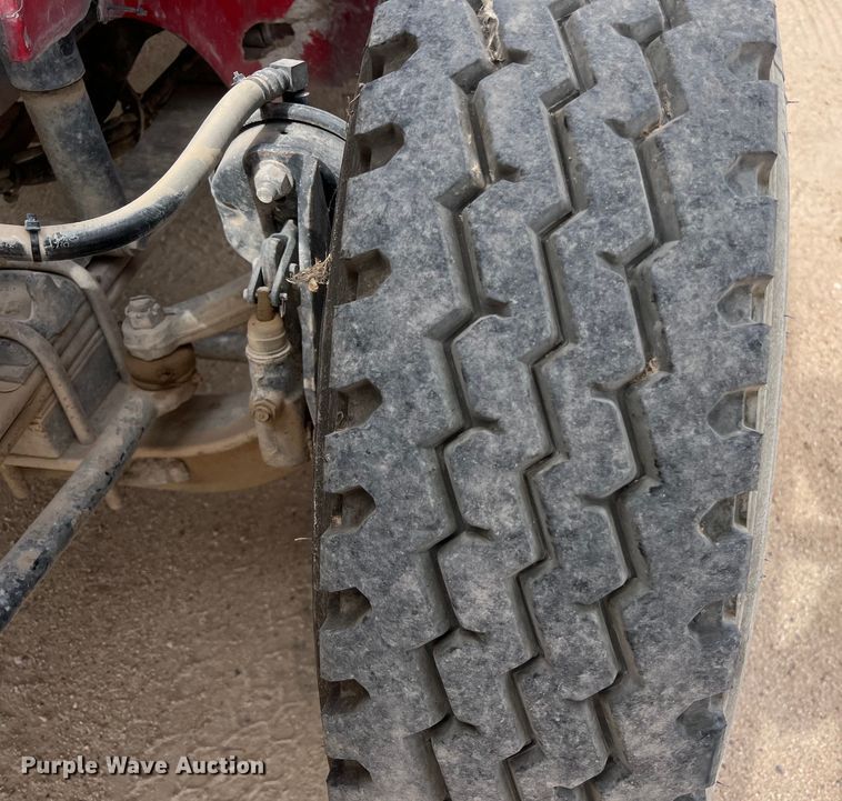 image for item DS3076 2007 International  9400i semi truck