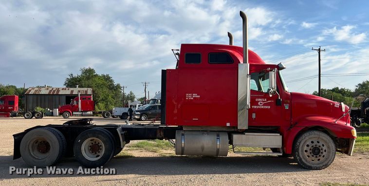 image for item DS3078 2007 International  9400i semi truck