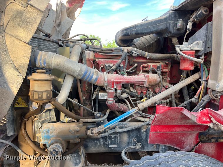 image for item DS3078 2007 International  9400i semi truck