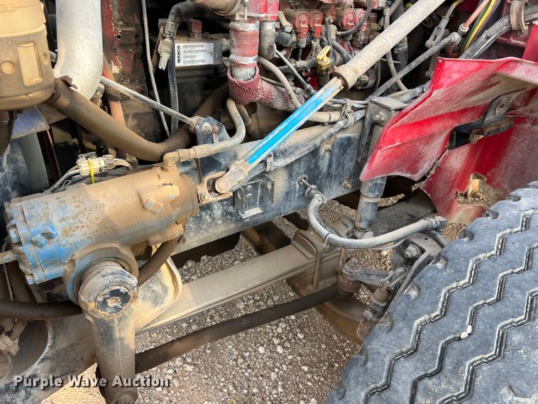 image for item DS3078 2007 International  9400i semi truck