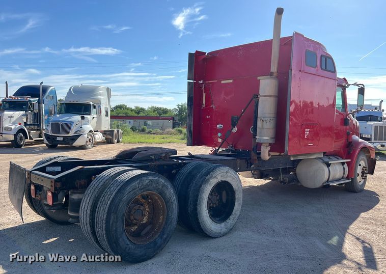 image for item DS3079 2006 International  9200i semi truck