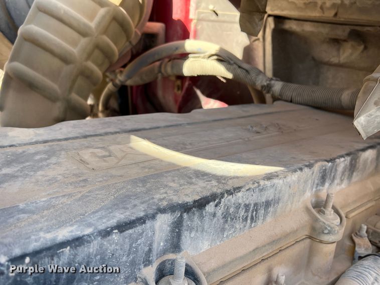 image for item DS3079 2006 International  9200i semi truck