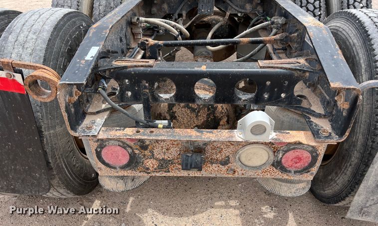 image for item DS3080 2012 International  ProStar Plus semi truck