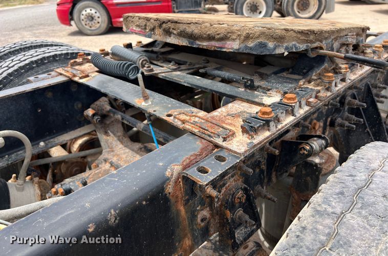 image for item DS3080 2012 International  ProStar Plus semi truck