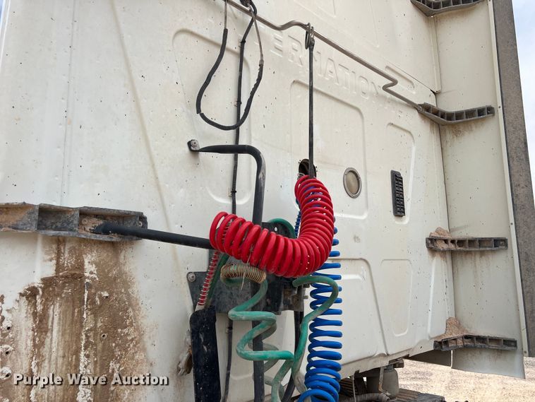 image for item DS3080 2012 International  ProStar Plus semi truck