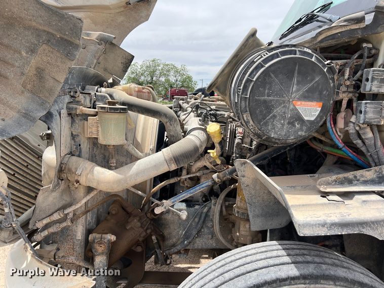 image for item DS3080 2012 International  ProStar Plus semi truck