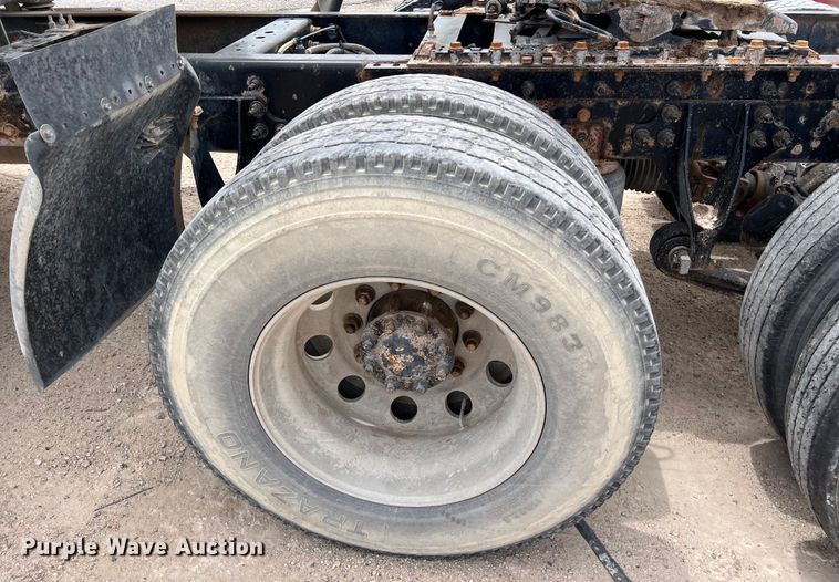 image for item DS3080 2012 International  ProStar Plus semi truck