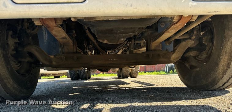 image for item DV5752 1999 Mack  CH613 semi truck