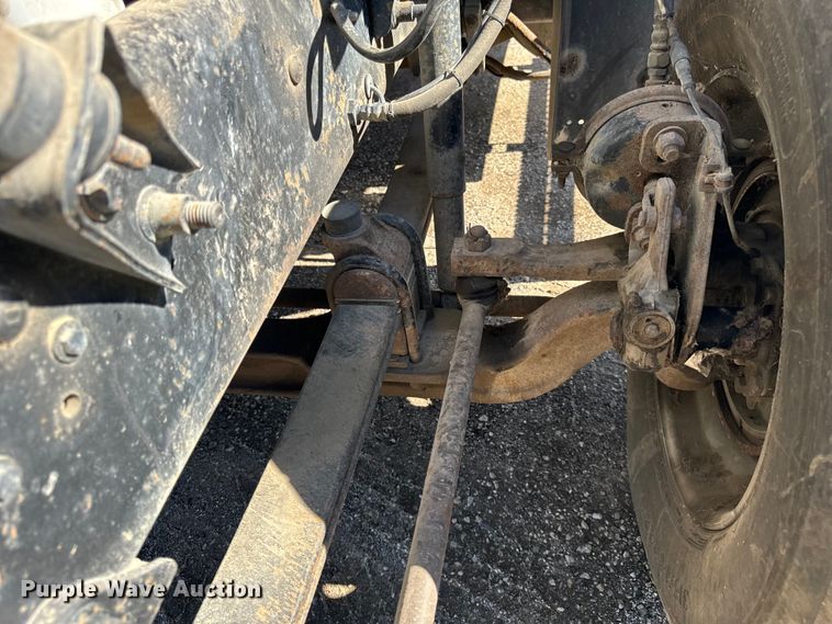 image for item DV5752 1999 Mack  CH613 semi truck