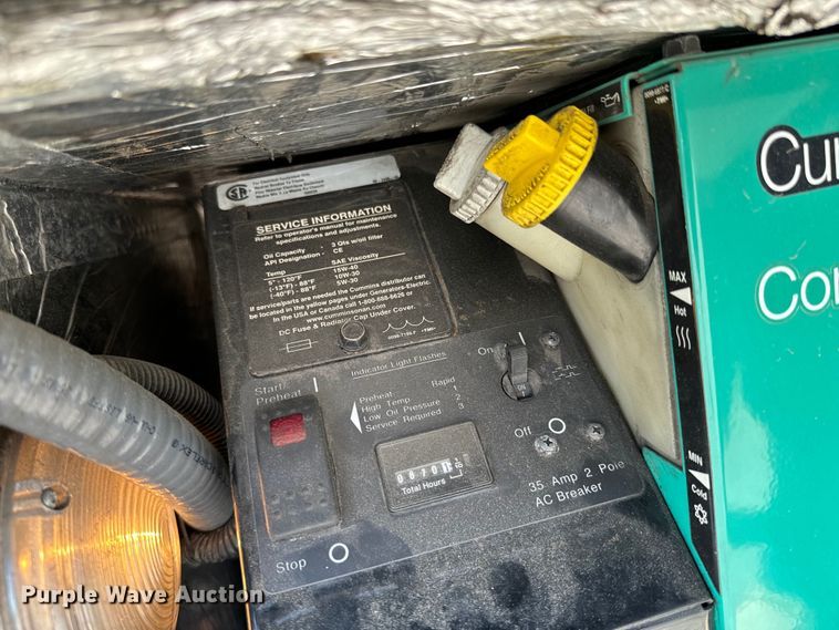 image for item DX0518 2016 Peterbilt 337 showroom truck