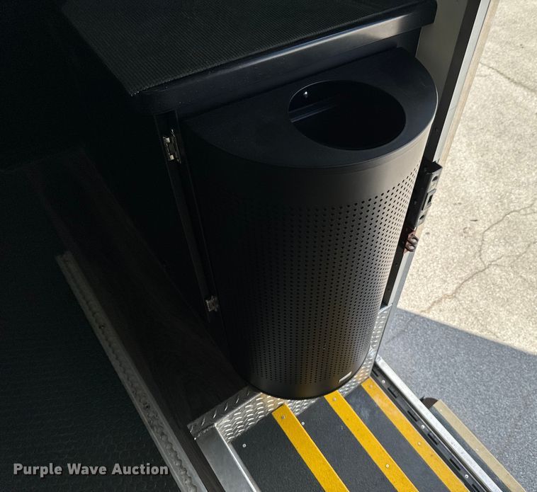 image for item DX0518 2016 Peterbilt 337 showroom truck