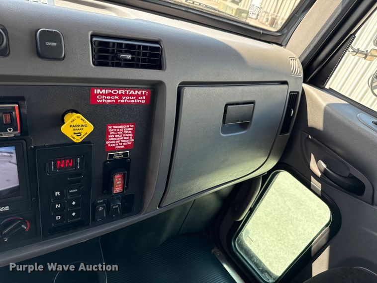 image for item DX0518 2016 Peterbilt 337 showroom truck