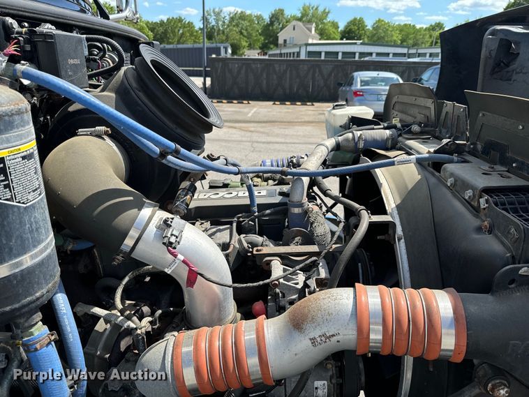 image for item DX0518 2016 Peterbilt 337 showroom truck