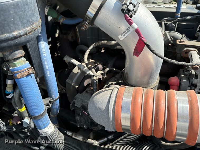 image for item DX0518 2016 Peterbilt 337 showroom truck