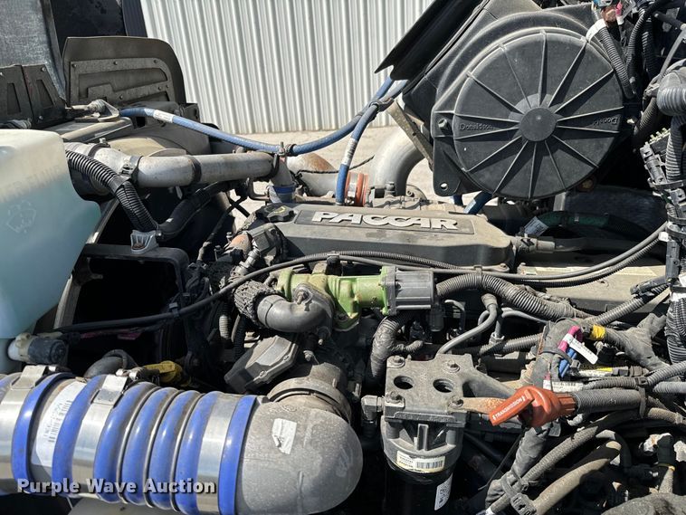 image for item DX0518 2016 Peterbilt 337 showroom truck